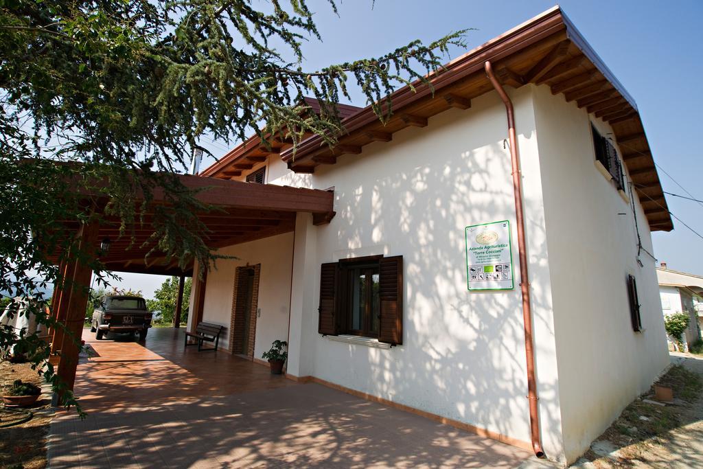 Agriturismo Miracco Atanasio Franco "Il Maniero" Santa Sofia d'Epiro Exteriör bild